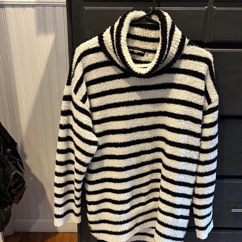 Karl Lagerfeld Monochrome Striped Knit